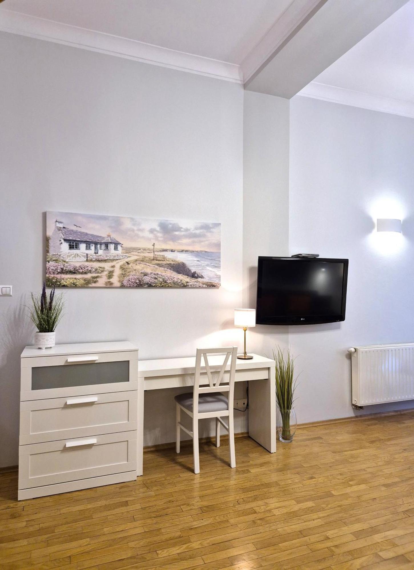 Ariadna - Pantheon Apartments クラクフ エクステリア 写真